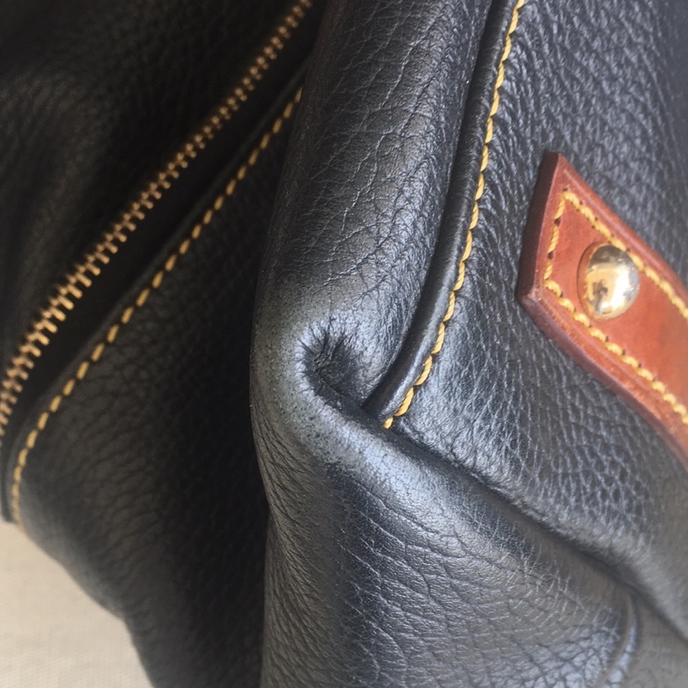 Dooney and Bourke Leather Bag - Picture 15 of 16
